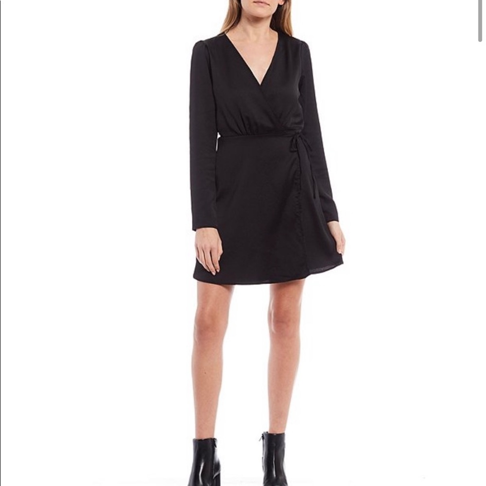 Black stain wrap dress